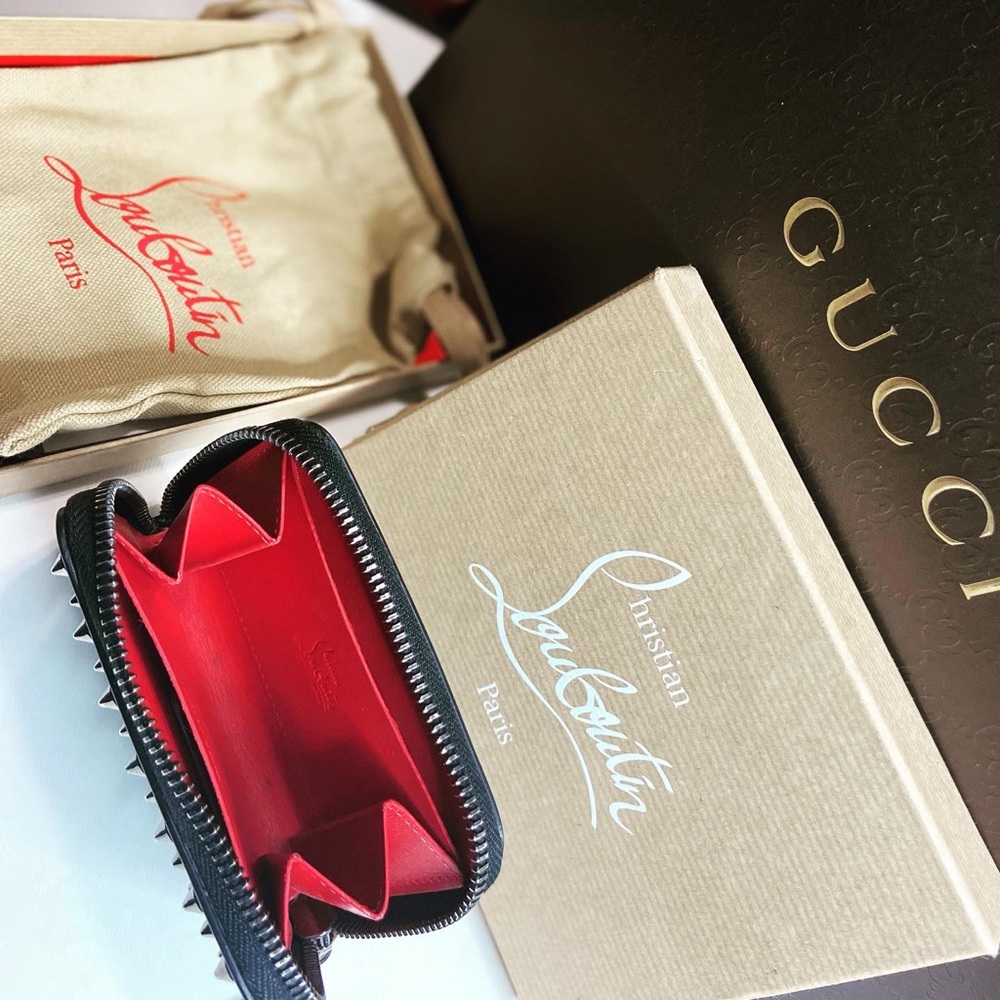 Christian Louboutin
Panettone Spikes Coin Purse - Picture 4 of 7